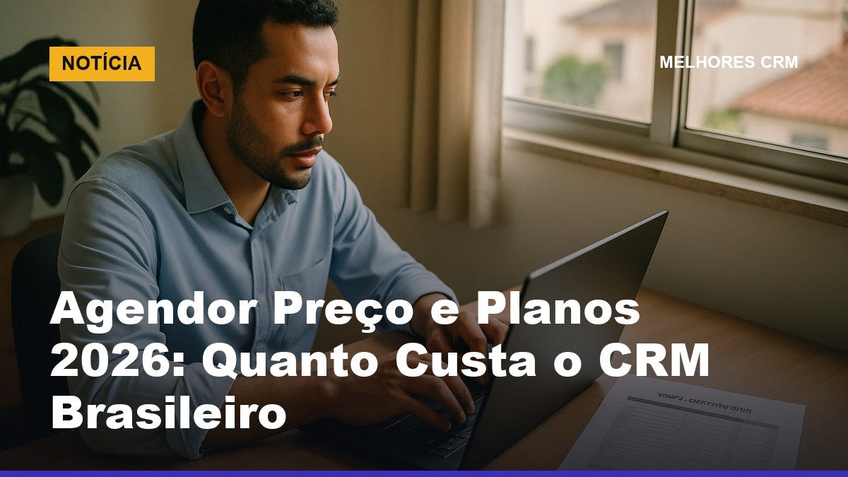 Equipe de vendas analisando planos do Agendor CRM em reunião no escritório.